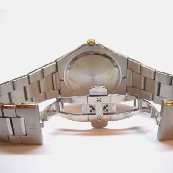 VTG Accutron Silver and Gold Watch Bulova 4 A Swiss Mens Watch Retired - Picture 2 of 4